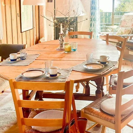 بيت للعطل Seaside With Unique View And Design ساندفيورد