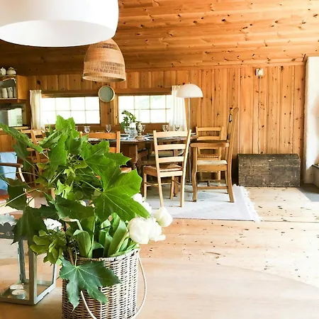 Semesterbostad Seaside With Unique View And Design