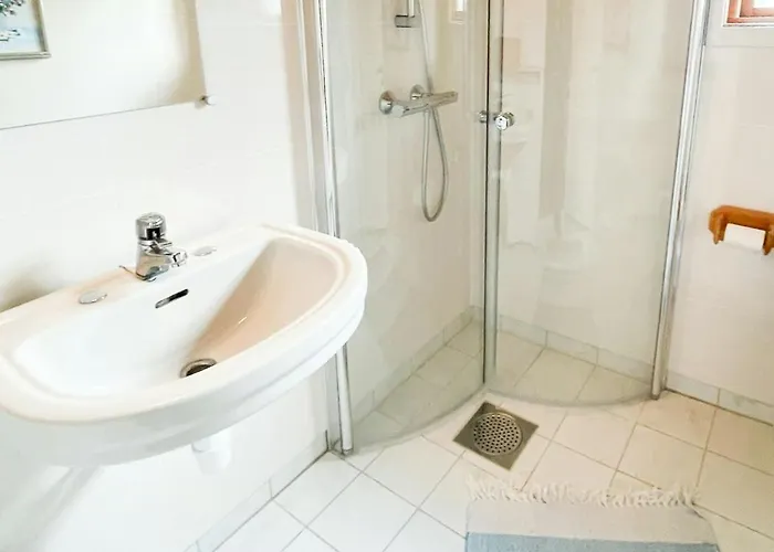 Seaside With Unique View And Design 桑讷菲尤尔
